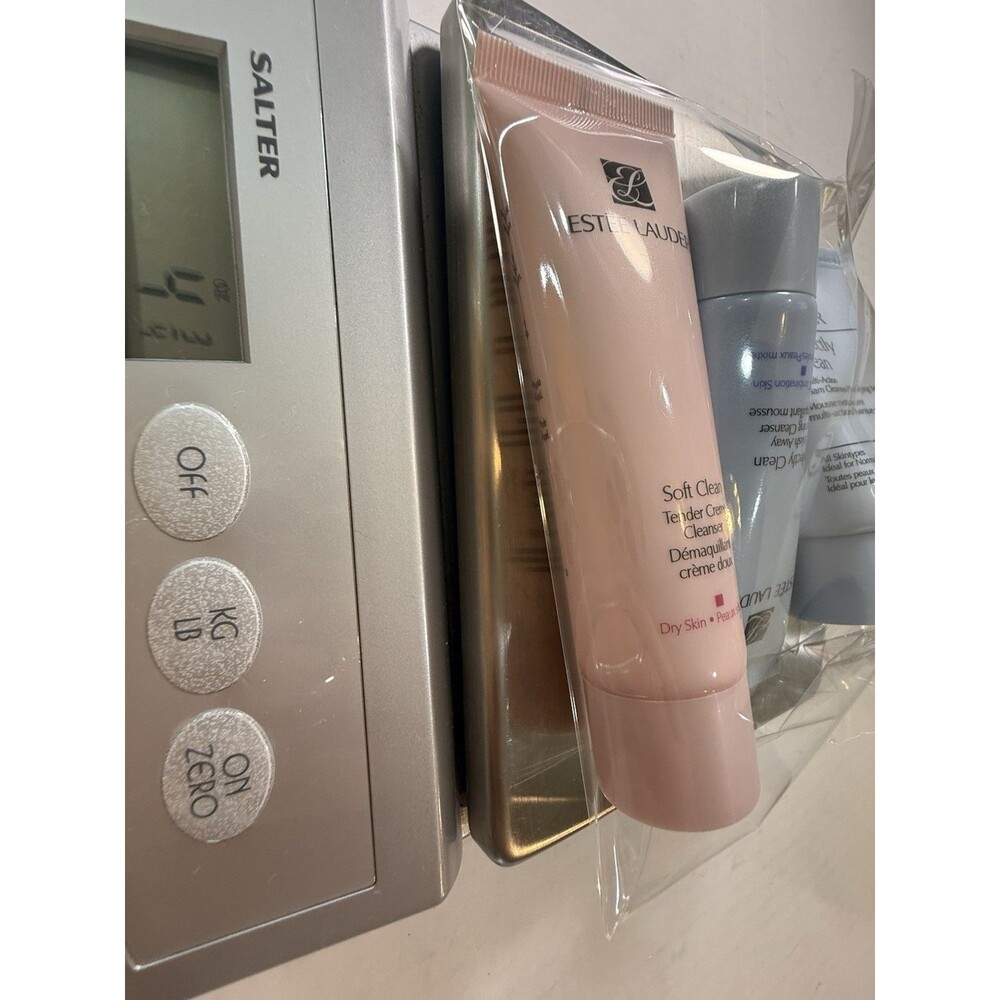 Estee Lauder Soft Clean Cleanser 1.7 Oz/50mL & 2 Perfectly Cleanser 1 Oz/Ea 3PCs - Picture 15 of 15